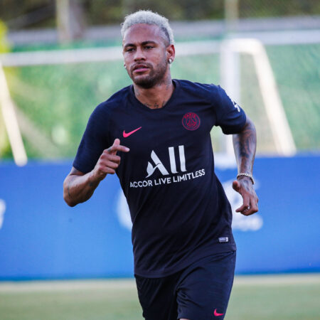 Apostas em Neymar: o que o atacante ainda pode fazer na temporada 2021/22?